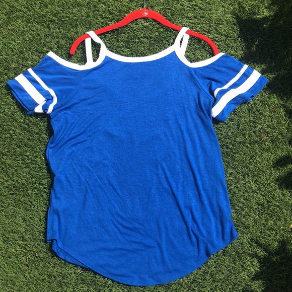 Cubs cold shoulder tee shirt by Express One Eleven - Picture 4 of 4